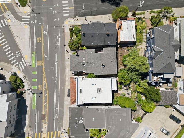 2257 Park Blvd, Oakland, CA 94606