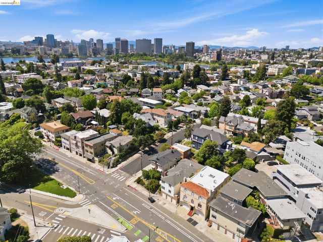 2257 Park Blvd, Oakland, CA 94606