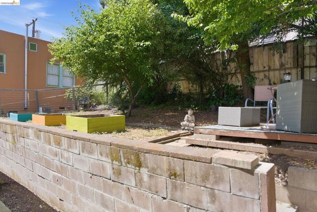 2257 Park Blvd, Oakland, CA 94606