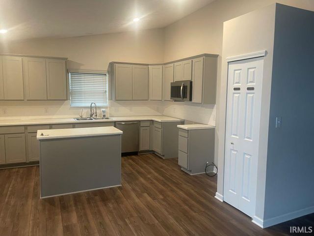 913 Sand Walk Lane, Kokomo, IN 46902