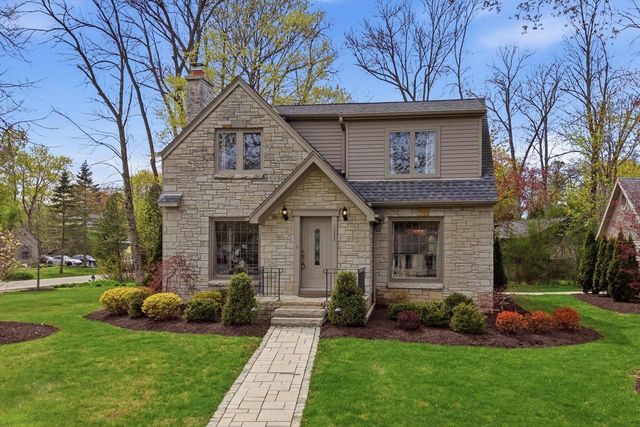 7505 Links WAY, Fox Point, WI 53217