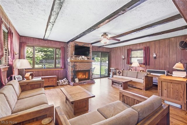 2774 W Royalton Road, Broadview Heights, OH 44147