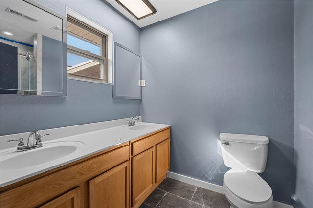 2801 Hyatt Avenue, Springdale, AR 72762