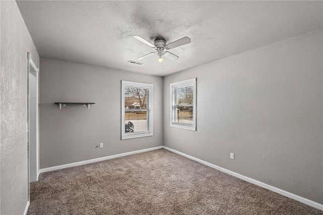 2801 Hyatt Avenue, Springdale, AR 72762