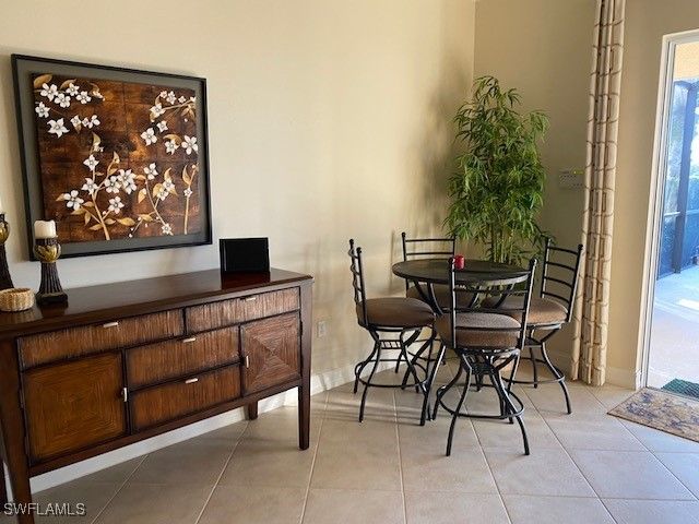 10307 Gator Bay CT, Naples, FL 34120