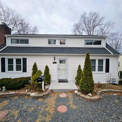 218 Warren Avenue Two, Mamaroneck, NY 10543