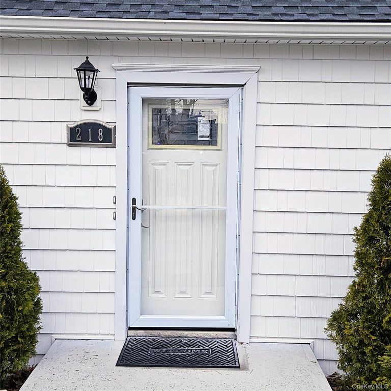 218 Warren Avenue Two, Mamaroneck, NY 10543