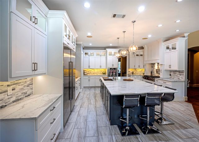 2109 Miracle Point Drive, Southlake, TX 76092