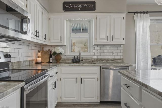 3408 Blackhawk CT, Chesapeake, VA 23323