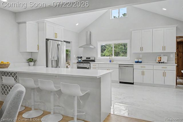 17875 Beck Road, Northville, MI 48168