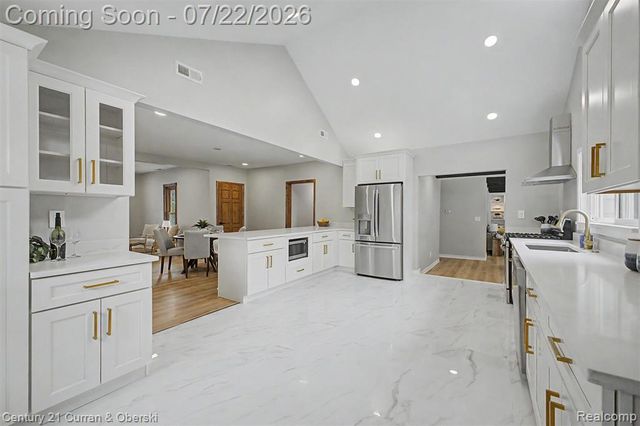 17875 Beck Road, Northville, MI 48168
