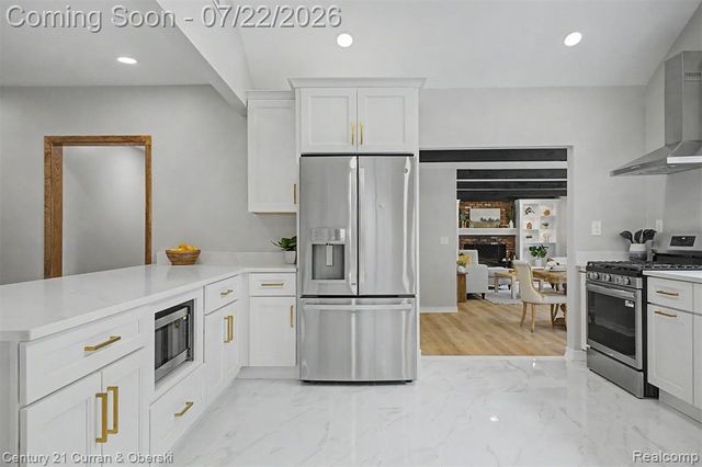 17875 Beck Road, Northville, MI 48168