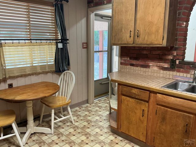 90 Baylor St, Pueblo, CO 81005