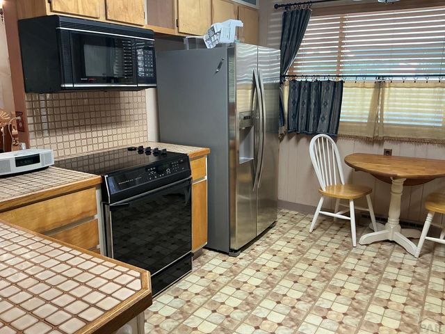 90 Baylor St, Pueblo, CO 81005