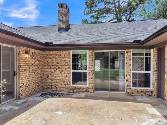 3325 Lockhaven Dr., Kilgore, TX 75662