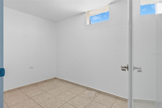 36 RAMON B LOPEZ STREET, San Juan, PR 00923