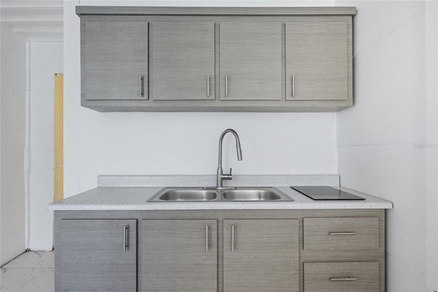 36 RAMON B LOPEZ STREET, San Juan, PR 00923