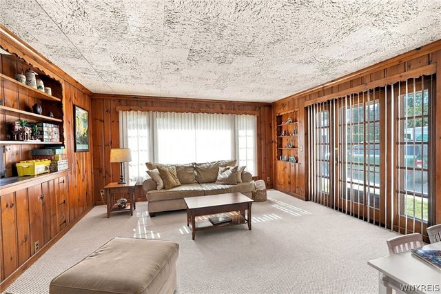 101 Hyledge Drive, Amherst, NY 14226