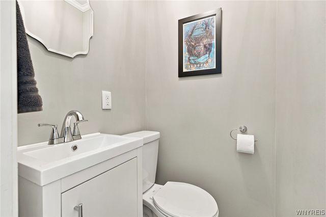 101 Hyledge Drive, Amherst, NY 14226