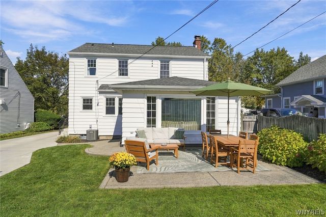 101 Hyledge Drive, Amherst, NY 14226