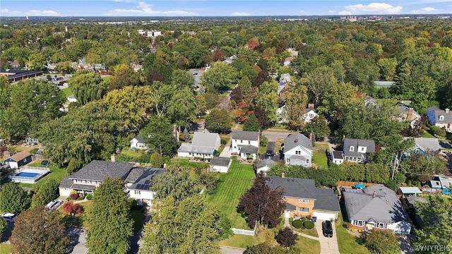 101 Hyledge Drive, Amherst, NY 14226
