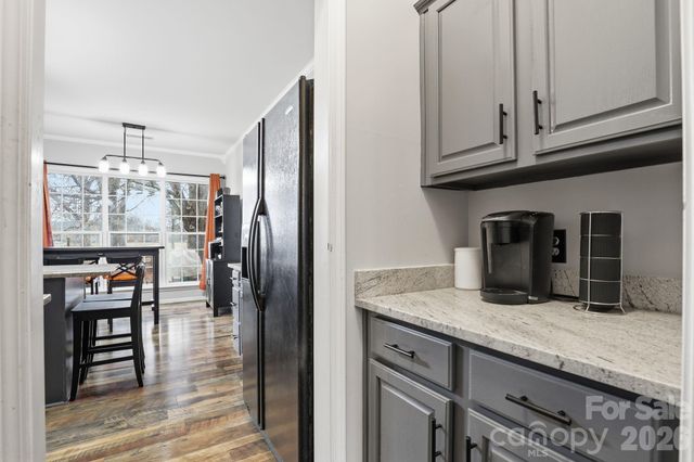 4018 Manor House Drive, Charlotte, NC 28270