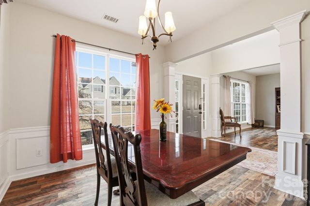 4018 Manor House Drive, Charlotte, NC 28270