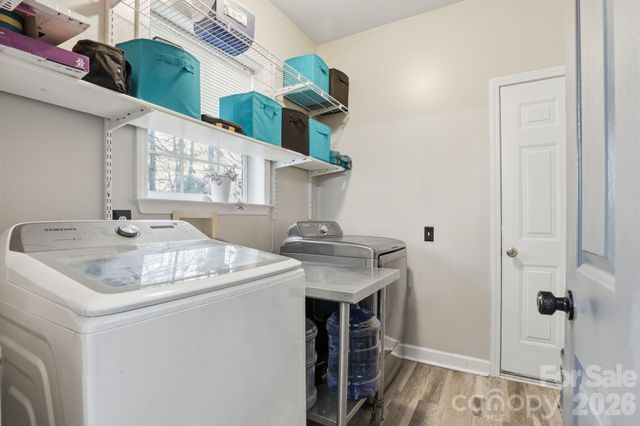 4018 Manor House Drive, Charlotte, NC 28270