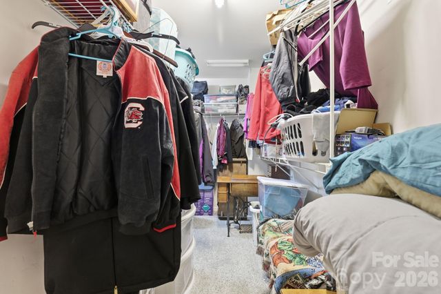 4018 Manor House Drive, Charlotte, NC 28270