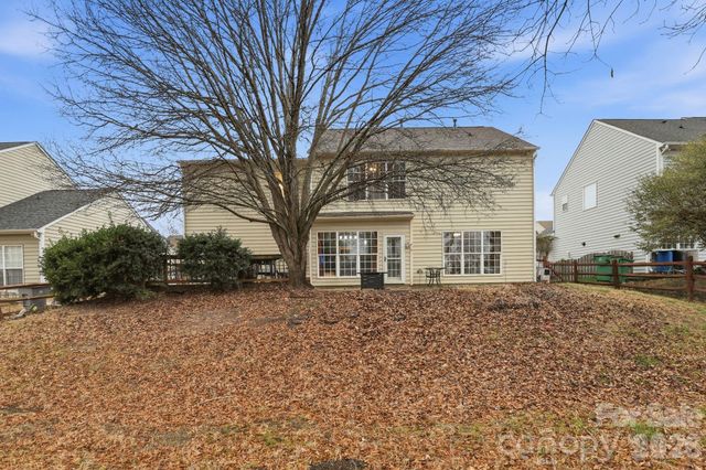 4018 Manor House Drive, Charlotte, NC 28270