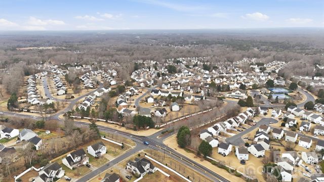 4018 Manor House Drive, Charlotte, NC 28270