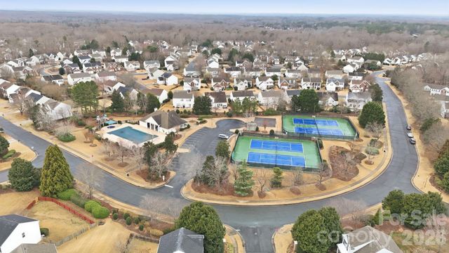 4018 Manor House Drive, Charlotte, NC 28270