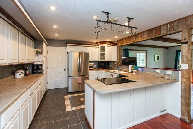 7140 Griffith Road, Indianapolis, IN 46227