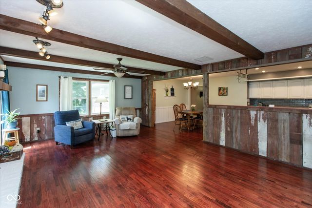 7140 Griffith Road, Indianapolis, IN 46227