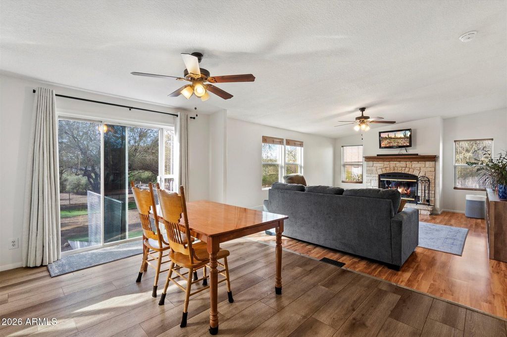Image 6 of property listing at 31008 N 165TH Drive, Surprise, AZ 85387