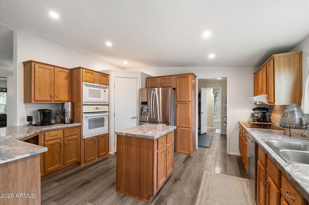 Image 8 of property listing at 31008 N 165TH Drive, Surprise, AZ 85387