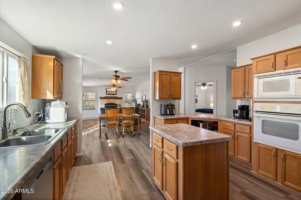 Image 9 of property listing at 31008 N 165TH Drive, Surprise, AZ 85387