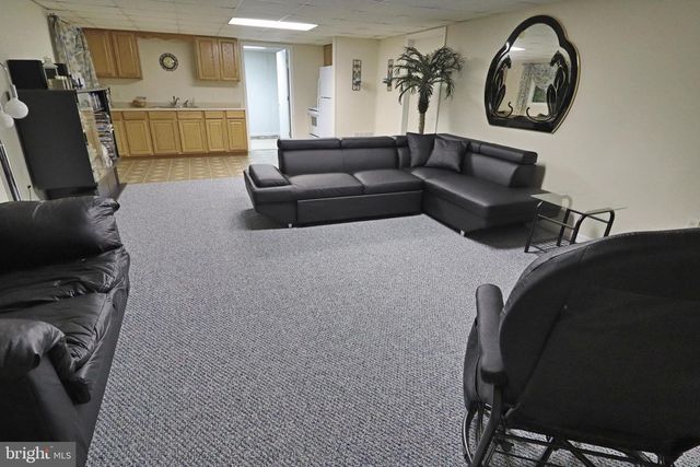 2440 WATER VALLEY RD, Lancaster, PA 17603