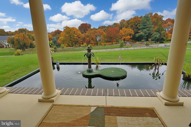 2440 WATER VALLEY RD, Lancaster, PA 17603