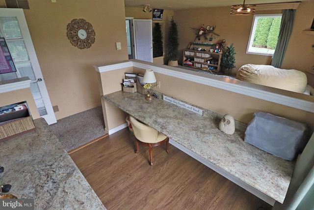 2440 WATER VALLEY RD, Lancaster, PA 17603