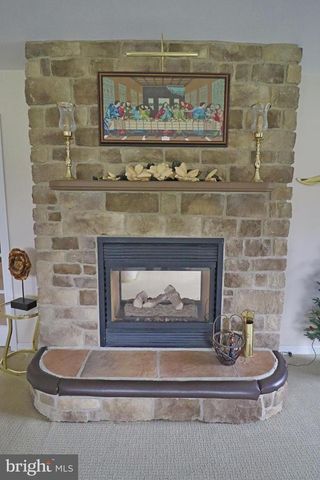 2440 WATER VALLEY RD, Lancaster, PA 17603