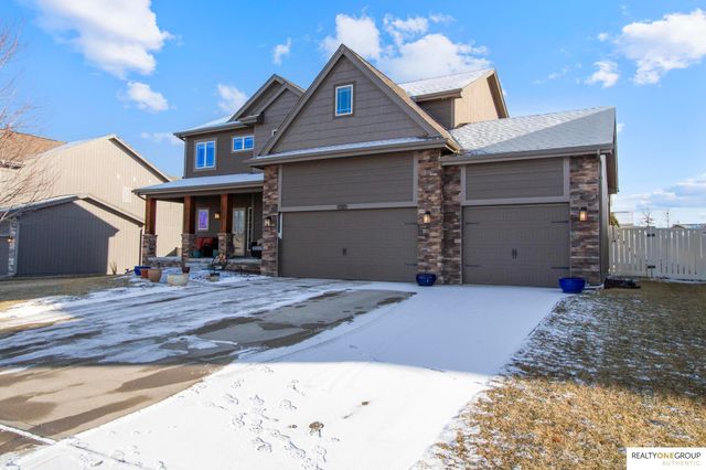 17307 Grand Avenue, Omaha, NE 68116