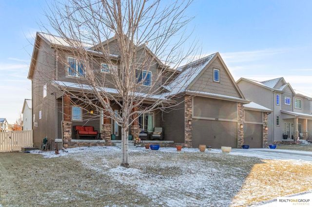 17307 Grand Avenue, Omaha, NE 68116