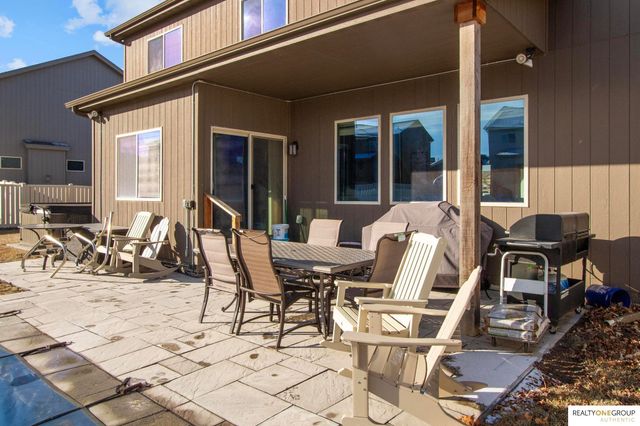 17307 Grand Avenue, Omaha, NE 68116