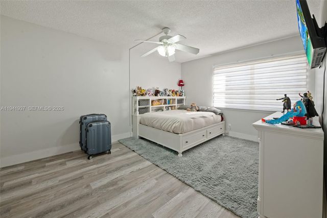 301 Racquet Club Rd 104, Weston, FL 33326