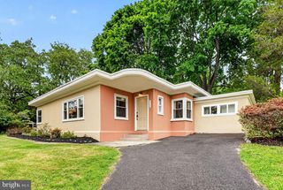 8309 MACARTHUR RD, Glenside, PA 19038