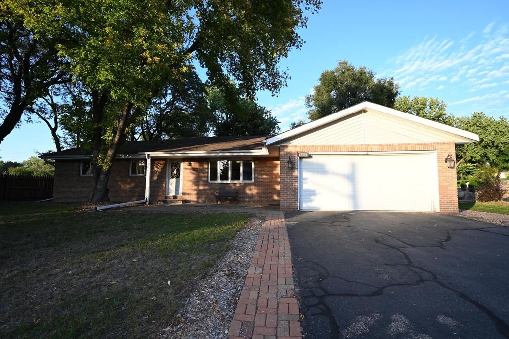 13201 Irving Avenue S, Burnsville, MN 55337 — exterior
