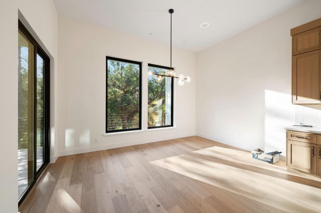 23505 Darkhorse Dr, Auburn, CA 95602