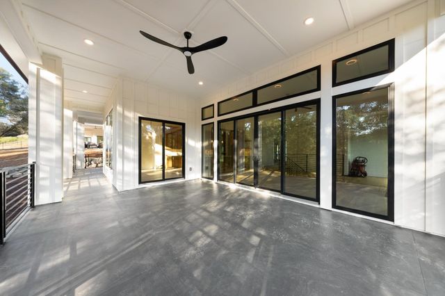 23505 Darkhorse Dr, Auburn, CA 95602
