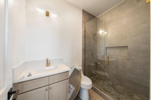 23505 Darkhorse Dr, Auburn, CA 95602